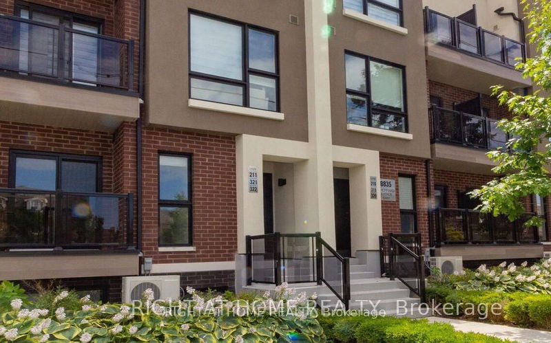 home for lease on 211-8835 Sheppard Avenue E