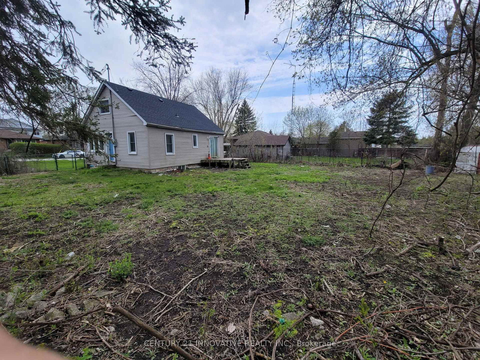 Listing Image 3