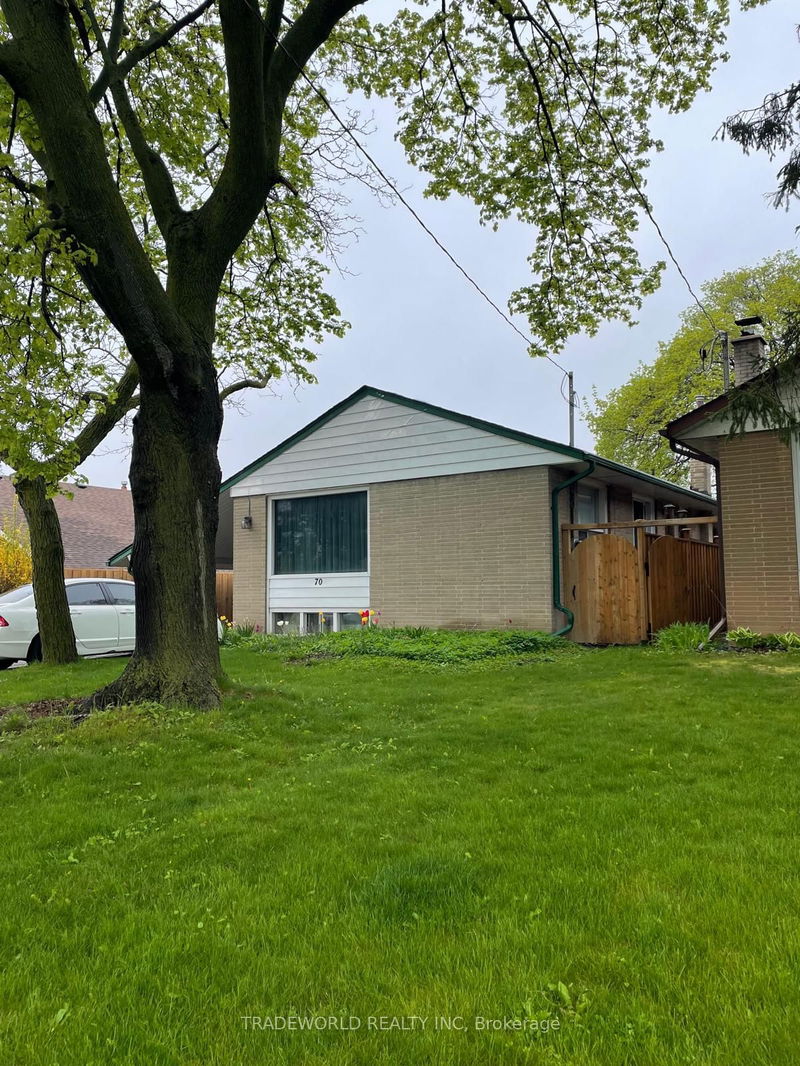 home for lease on Main-70 Holford Crescent