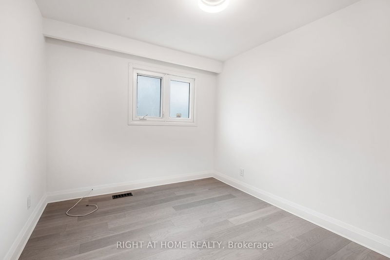 46 A Courton Dr  Toronto, M1R 1K8 | Image 13