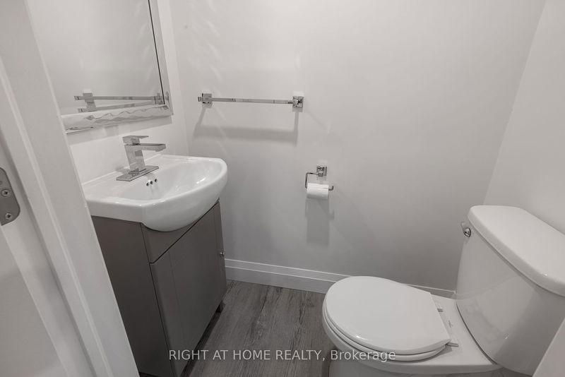 46 A Courton Dr  Toronto, M1R 1K8 | Image 27