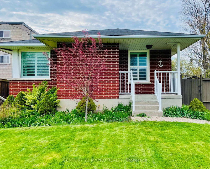 Main - 110 Front St E, Whitby, L1N 1A1 | Image 2