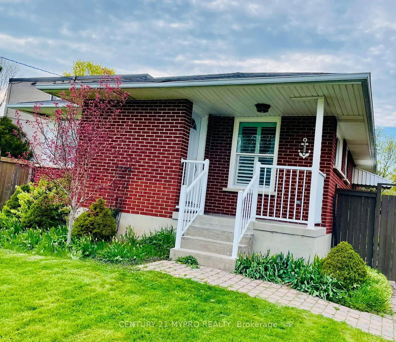 Main - 110 Front St E, Whitby, L1N 1A1 | Image 3