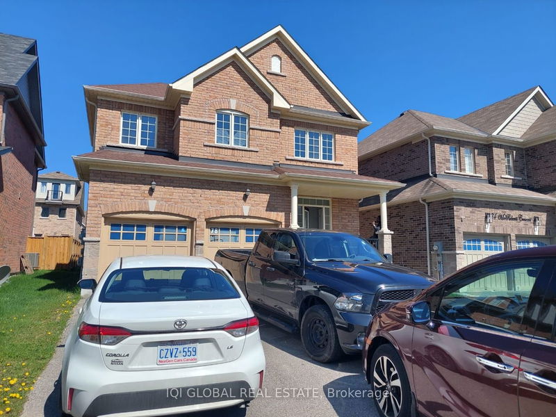 home for lease on 78 Mcroberts Crescent