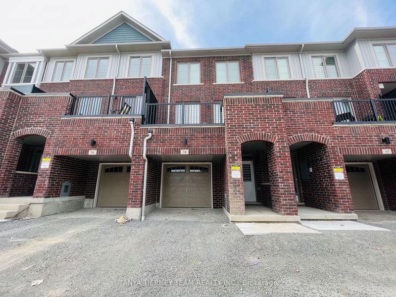 home for lease on 38 Waterside Way