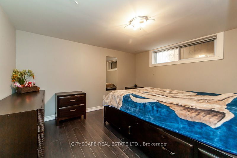 165 Harewood Ave  Toronto, M1M 2S1 | Image 33