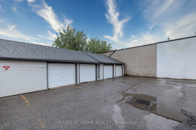 71 Albert St, Oshawa, L1H 4R1 | Image 3