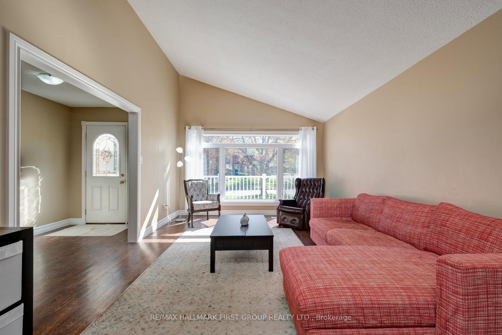 Listing Image 7