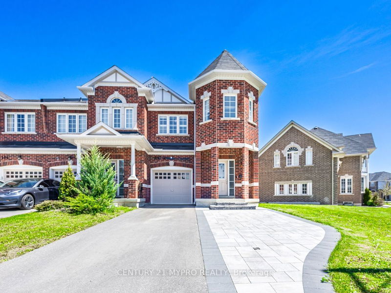 home for sale on 108 Whitefoot Crescent