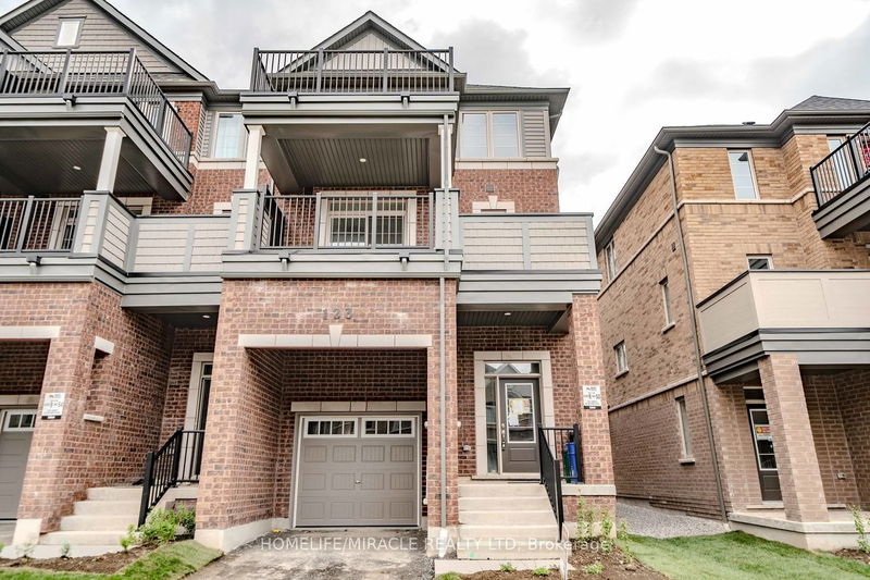 home for lease on 123 Air Dancer Crescent