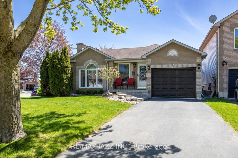 home for sale on 95 Mcfeeters Crescent