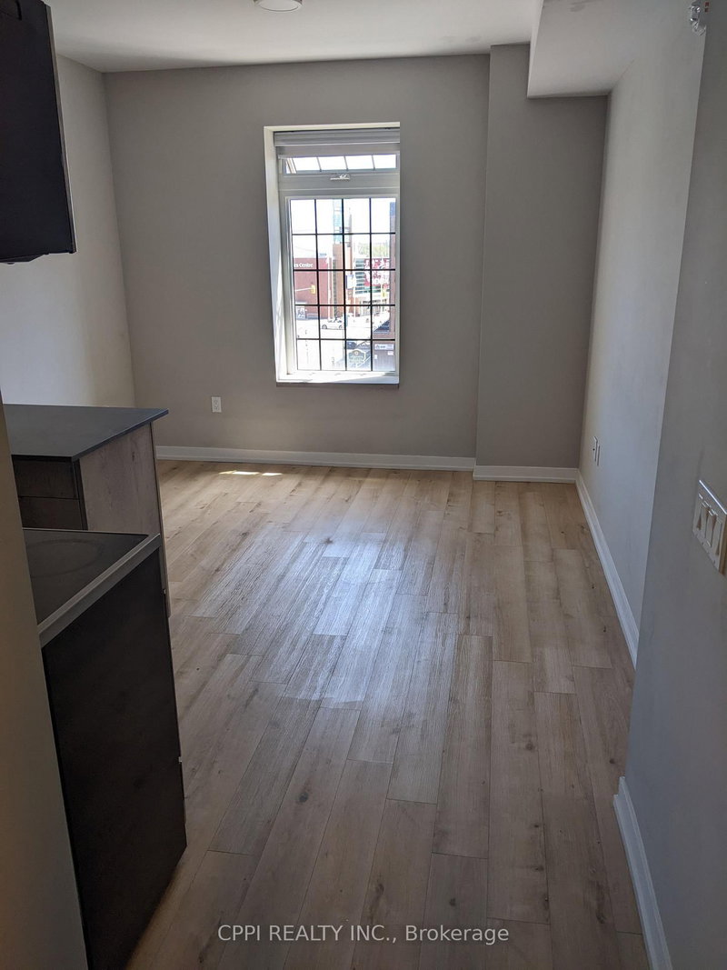 415 - 70 King St E, Oshawa, L1H 0A2 | Image 3