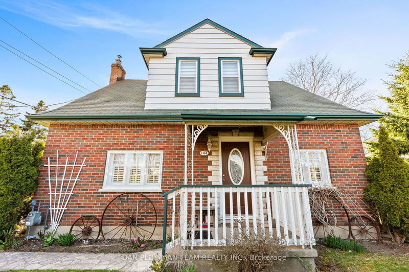 home for sale on 144 Scugog Street