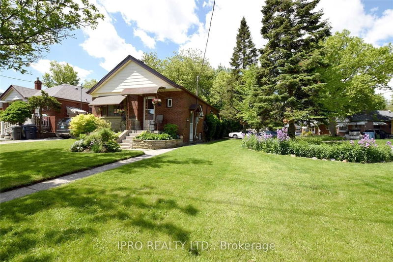 home for lease on Upper-26 Shaneen Boulevard