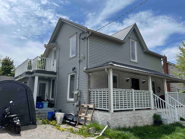 (Upper) - 17 Royal Street