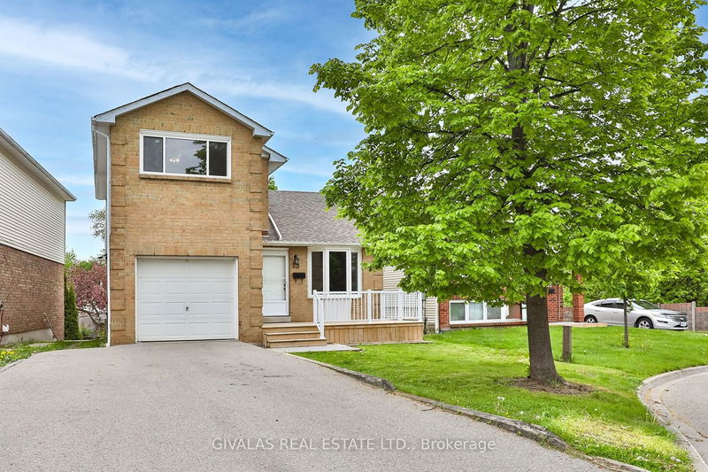home for sale on 23 Plumridge Court