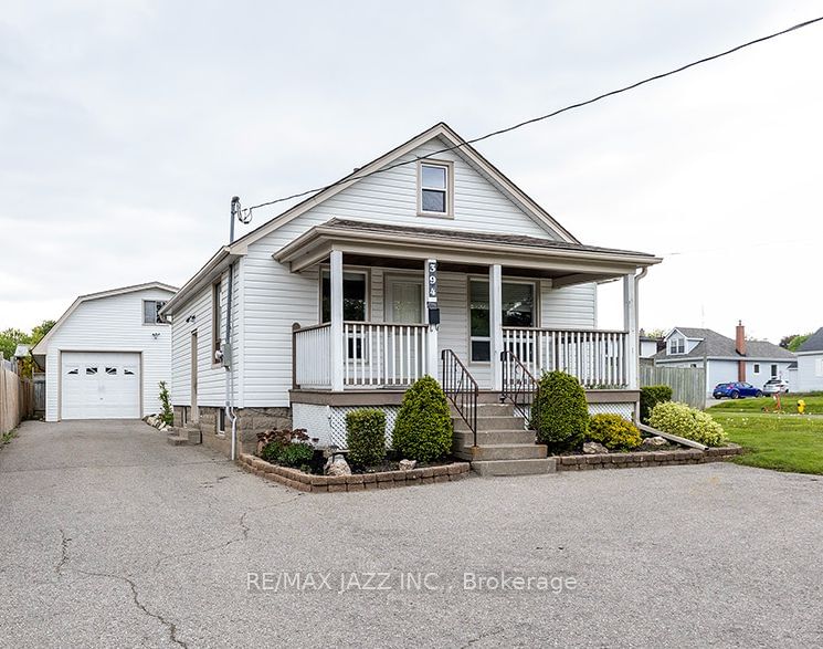 home for sale on 394 Park Road N