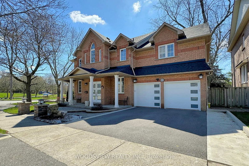 899 Voyager Ave, Pickering, L1V 7G2 | Image 2