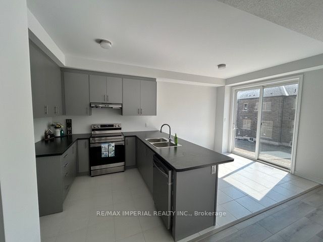 home for lease on 1997 Lowry Drive