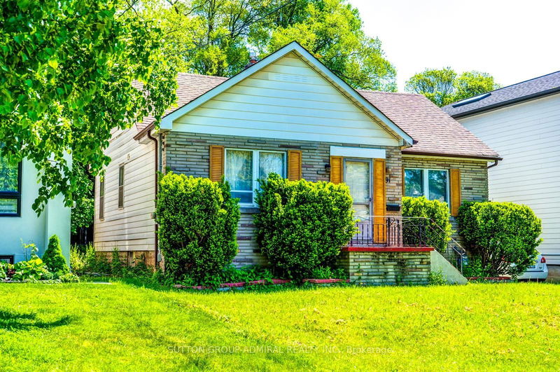 home for sale on 91 Eastville Avenue