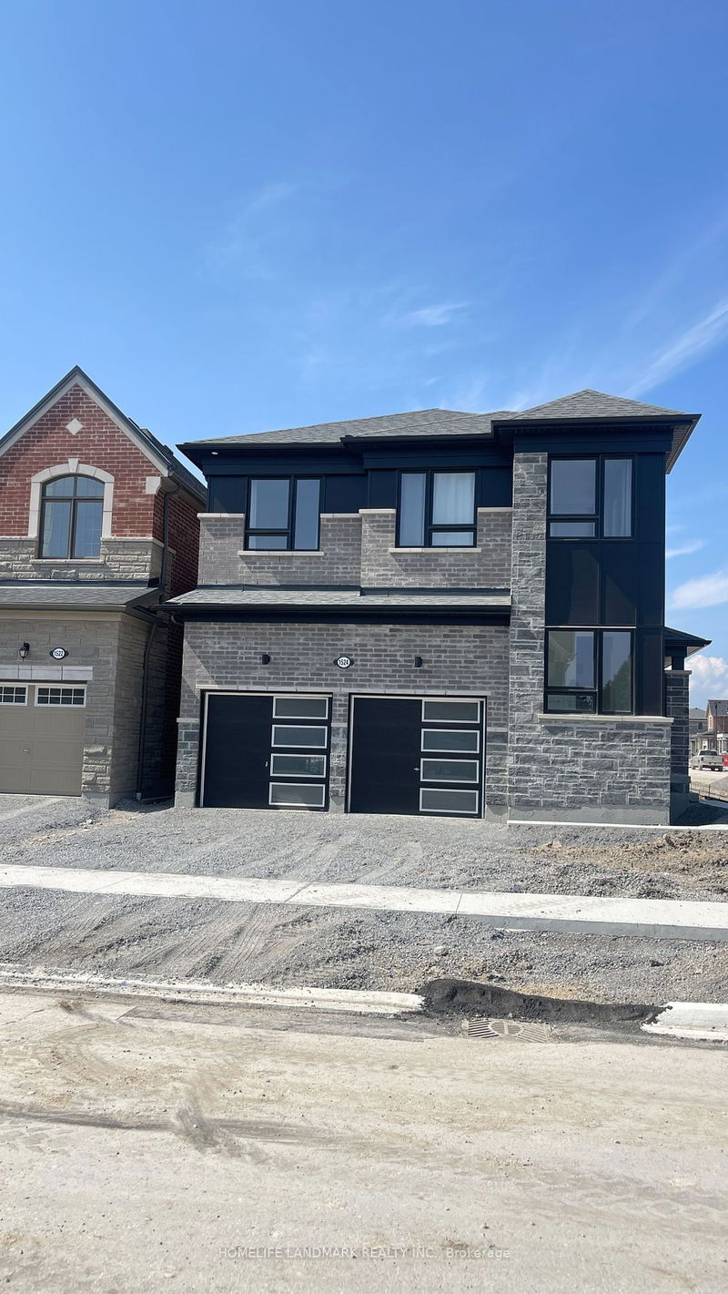 home for lease on 1524 Honey Locust Place