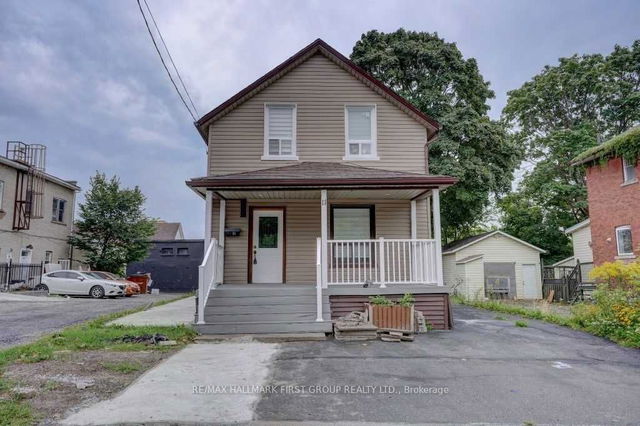 11 Hall Street