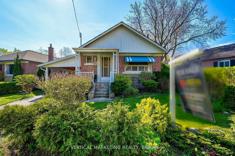 home for sale on 35 Arden Crescent