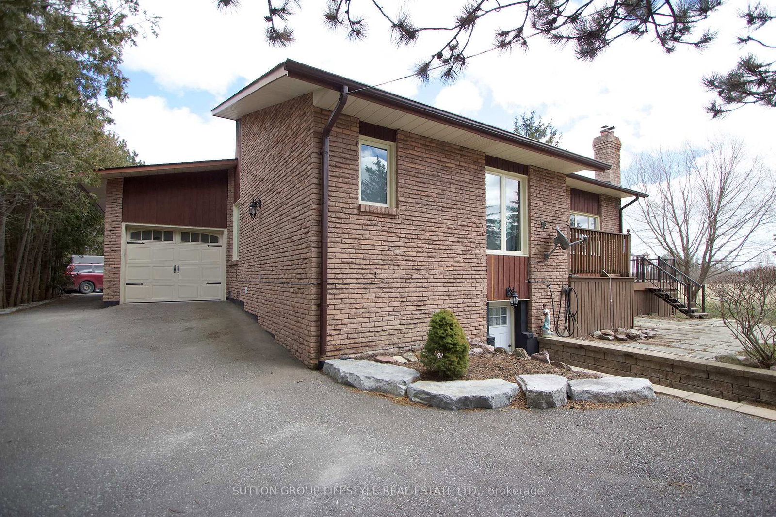 Listing Image 7
