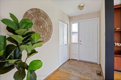 58 Earswick Dr, Toronto - Guildwood image-0-2