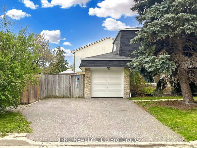 25 Ivanic Crt, Whitby, L1N 6E3 | Image 2