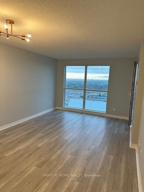 home for lease on 2803-60 Town Centre Court