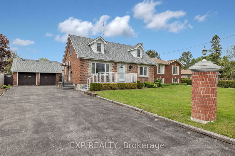 home for sale on 46 Darlington Boulevard