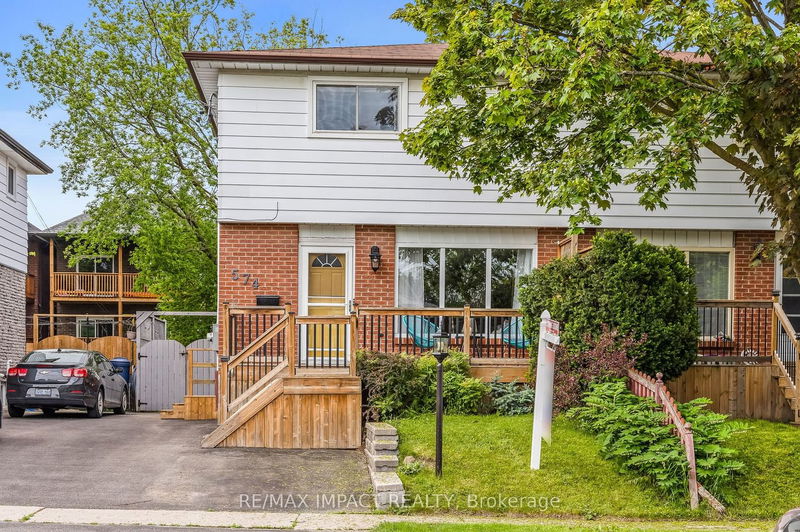 home for sale on 574 Devon Avenue