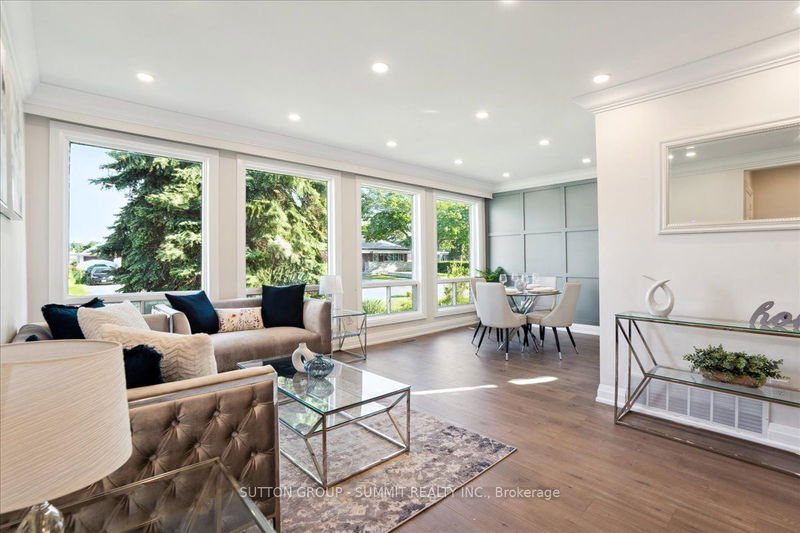 home for sale on 26 Miramar Crescent