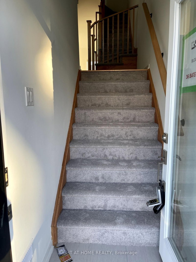 36 Bateson St, Ajax, L1S 7M3 | Image 3