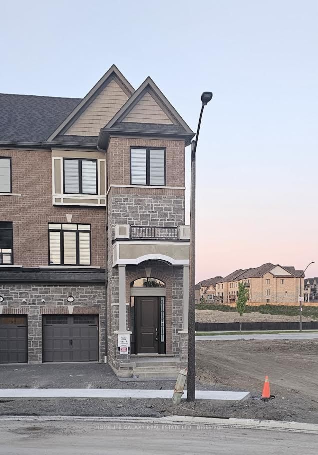 home for lease on 23 Morrison Crescent