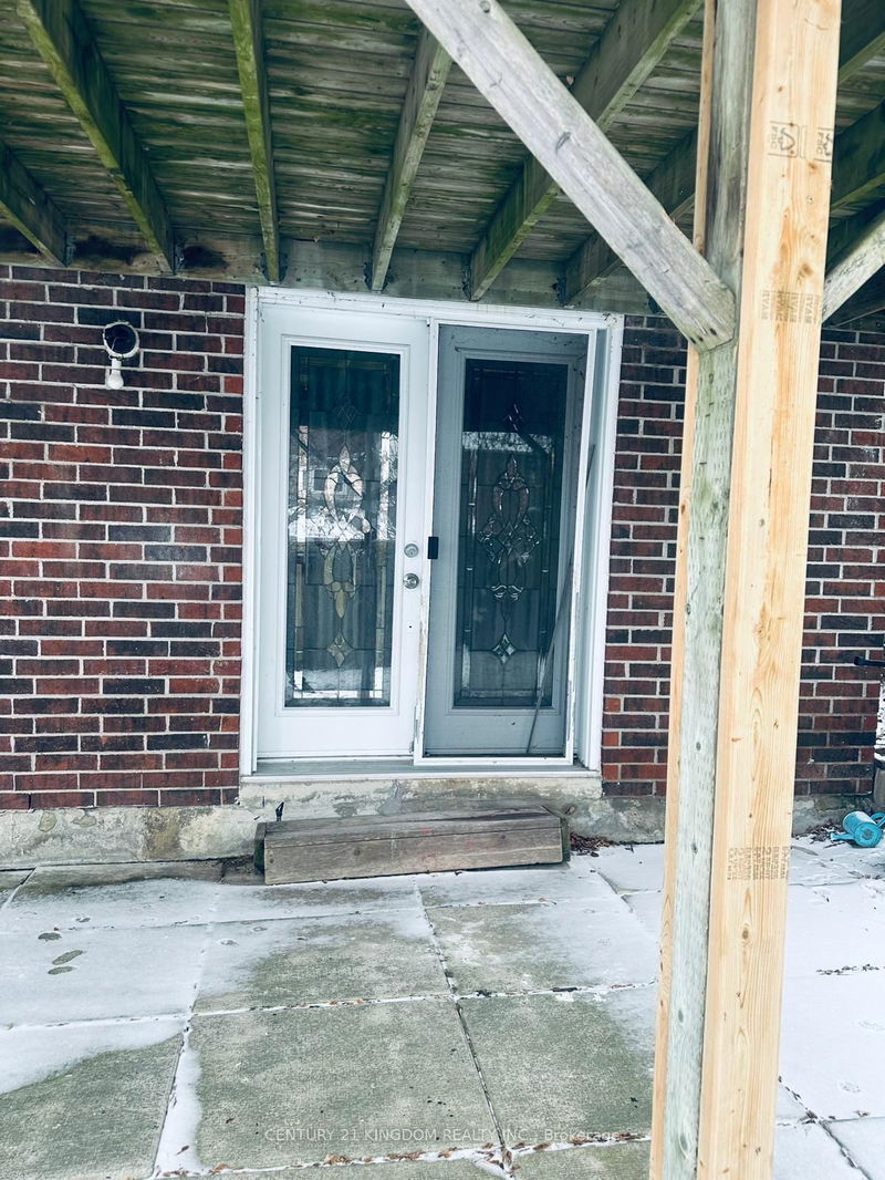home for lease on 24 Knapton Avenue