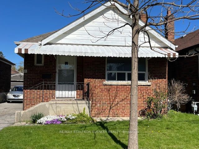 home for lease on 21 Derwyn Road