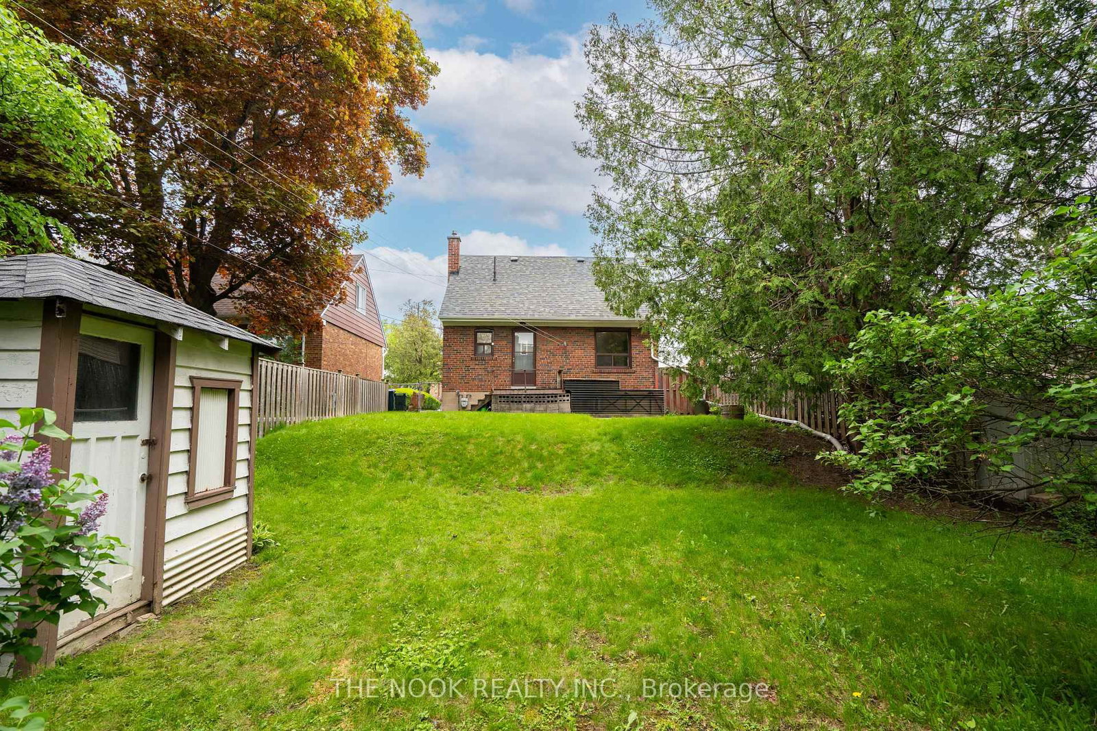 Listing Image 7