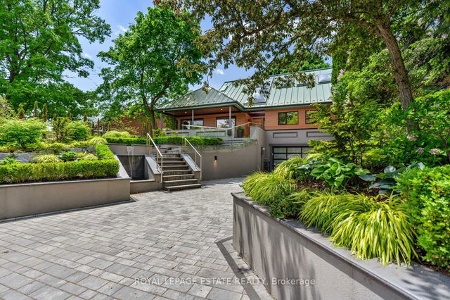 104 Fallingbrook Road
