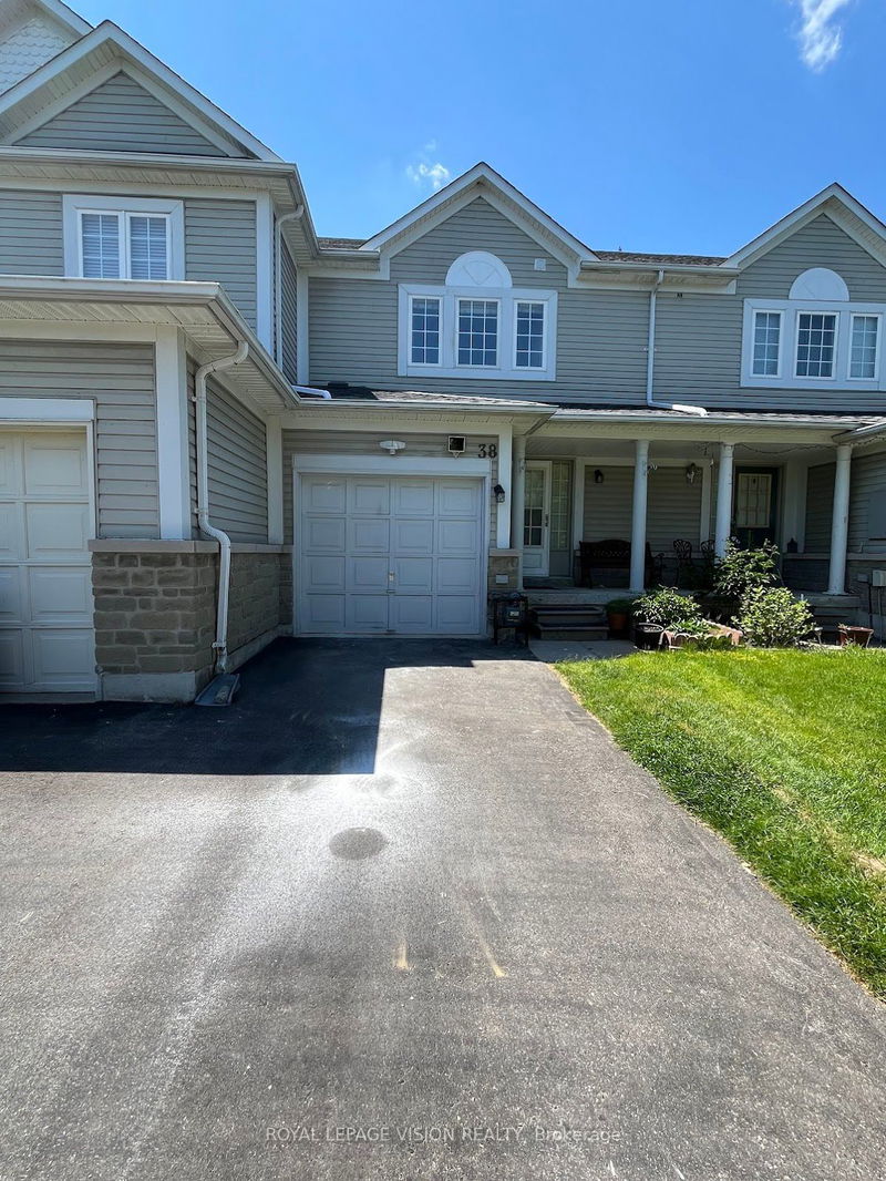 home for lease on 38 Eastport Drive