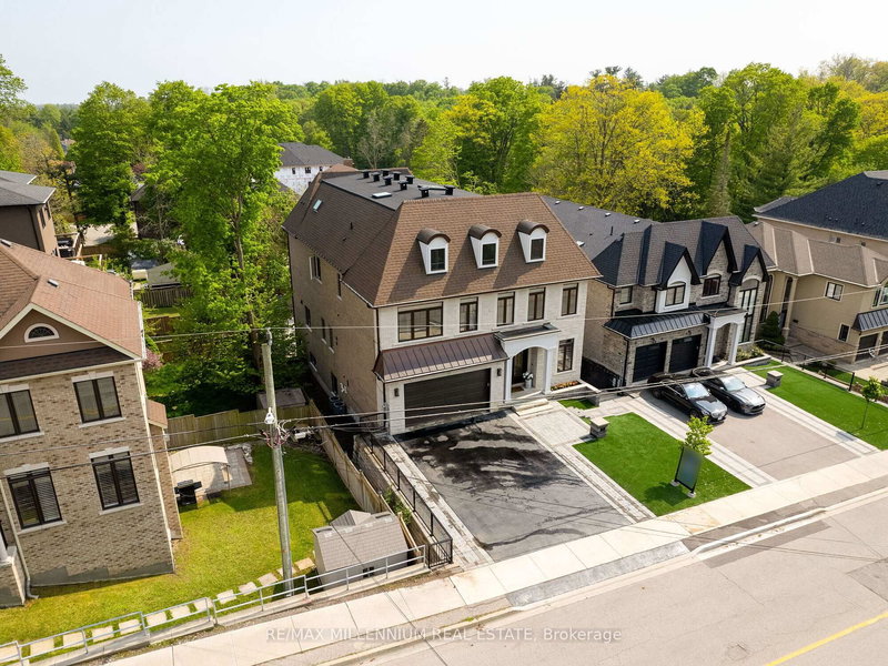 415 Sheppard Ave, Pickering, L1V 1E6 | Image 2