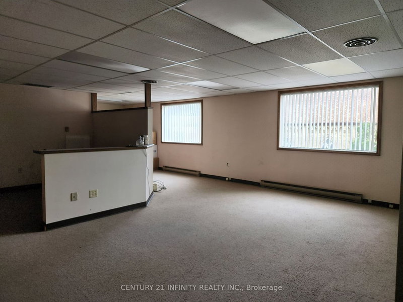 301 - 74 Simcoe St S, Oshawa, L1H 4G6 | Image 2