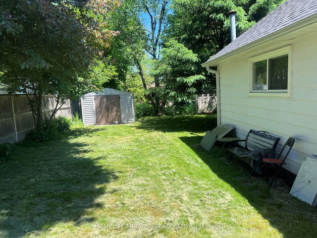 7 Harewood Avenue