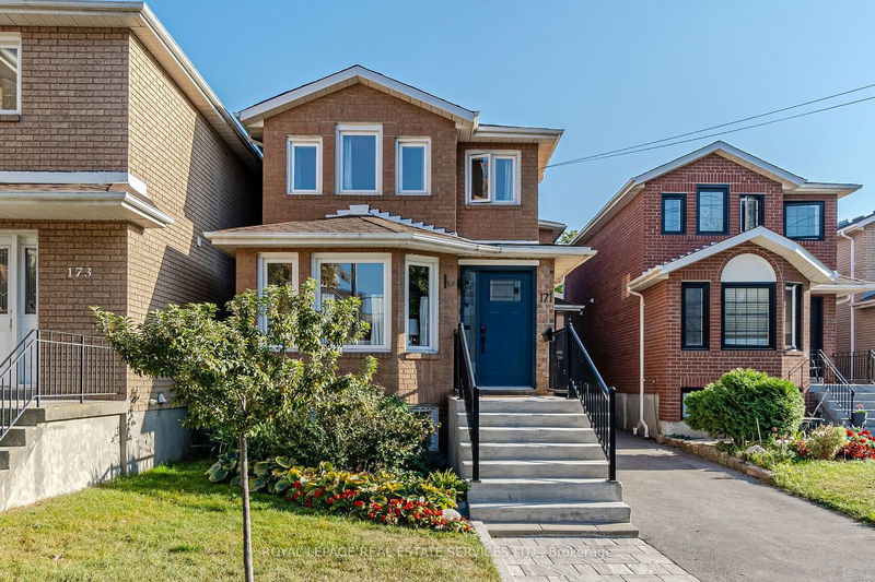 home for lease on 171 Clonmore Drive E