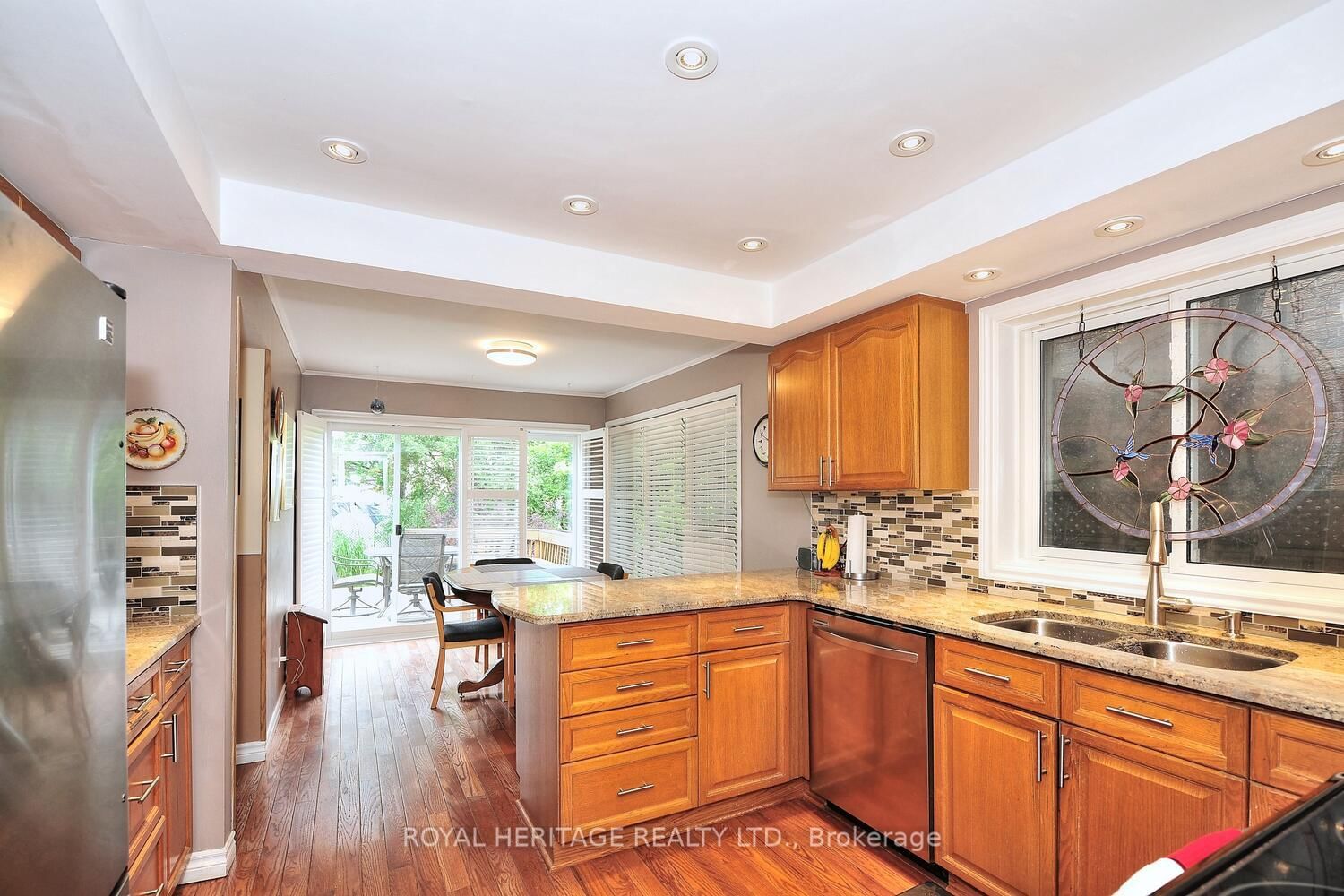 Listing Image 7