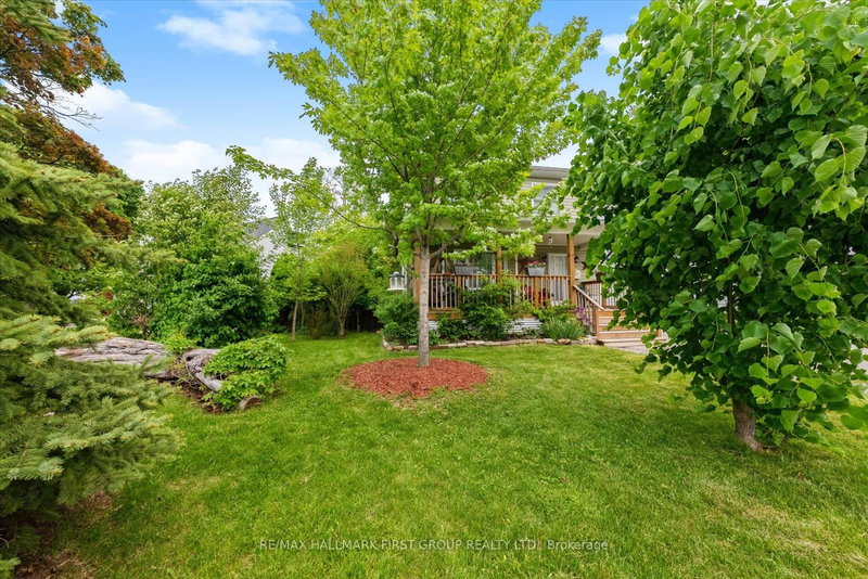 154 Admiral Rd, Ajax, L1S 2P1 | Image 2