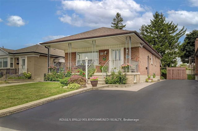 95 Lilian Drive