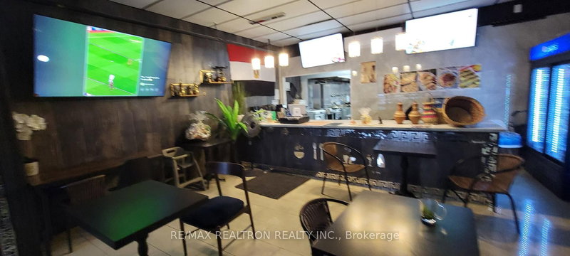 977 O'Connor Dr, Toronto, M4B 2T1 | Image 3