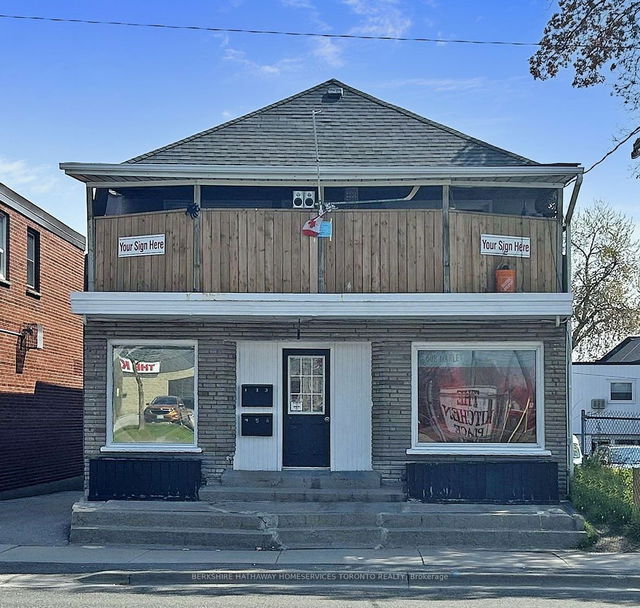 381 Simcoe Street